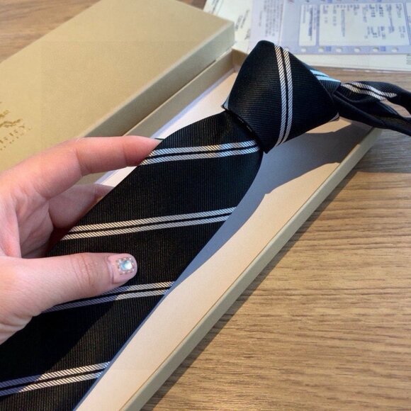 Burberry Men's Tie - Picture 5 of 5